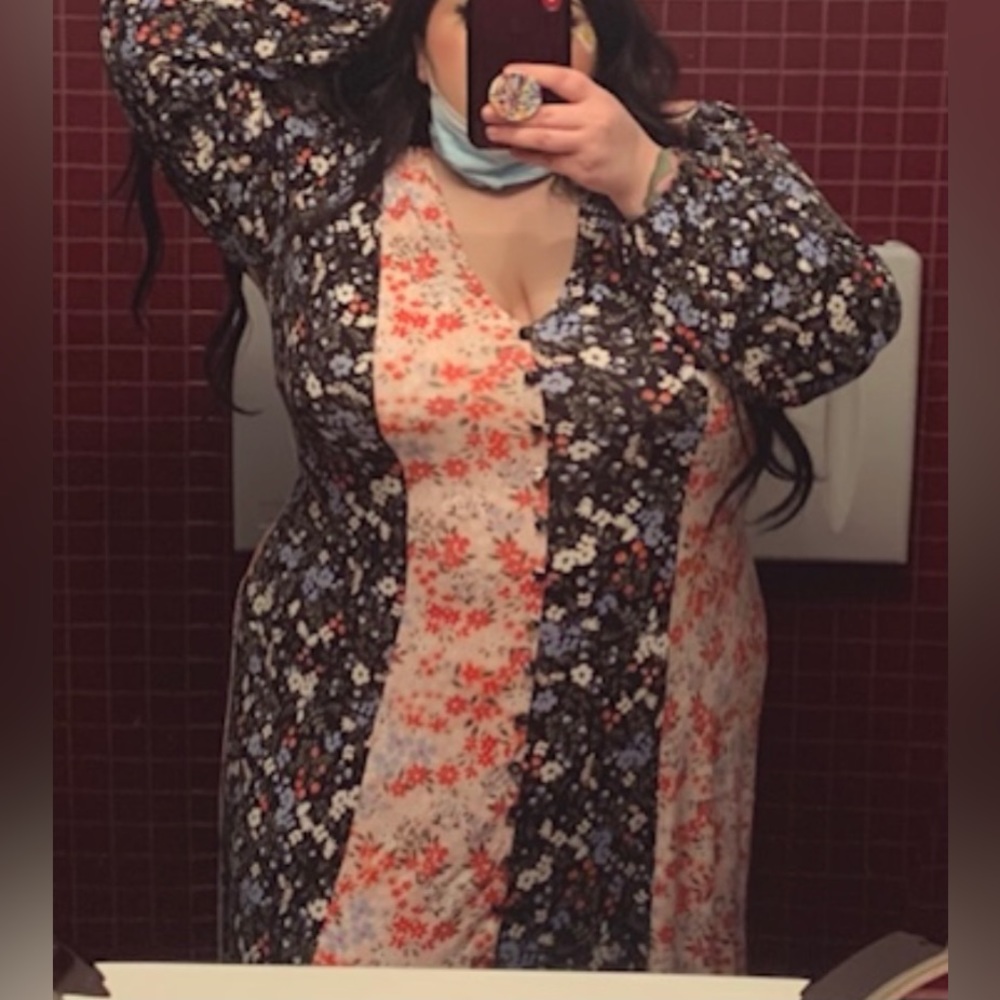 Size 18 floral maxi dress from ASOS! Very stretchy, very comfortable.